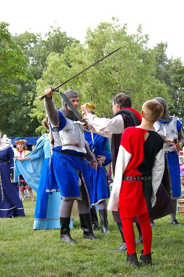 La reine: les 20 ans du lac en fete 320